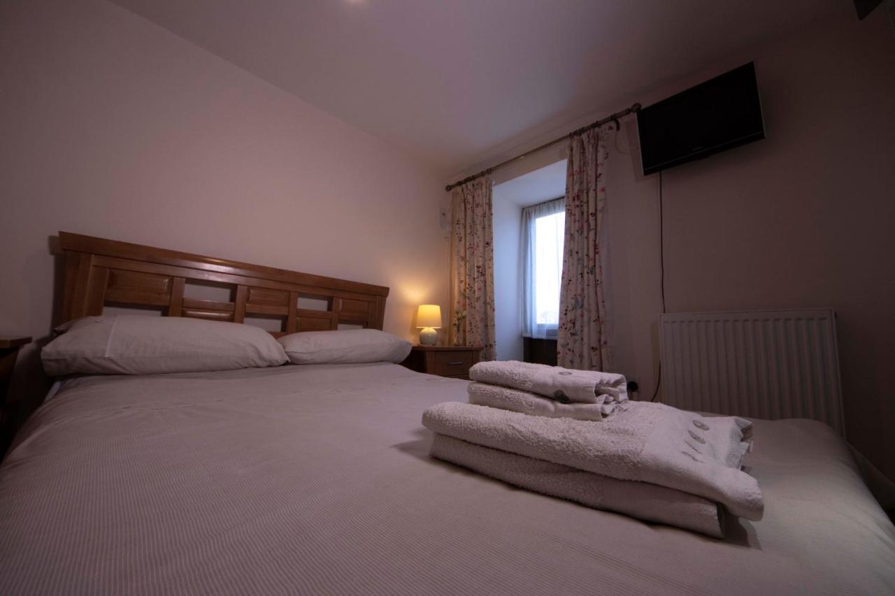 Bed and Breakfast Polhilsa Farm Callington Exterior foto